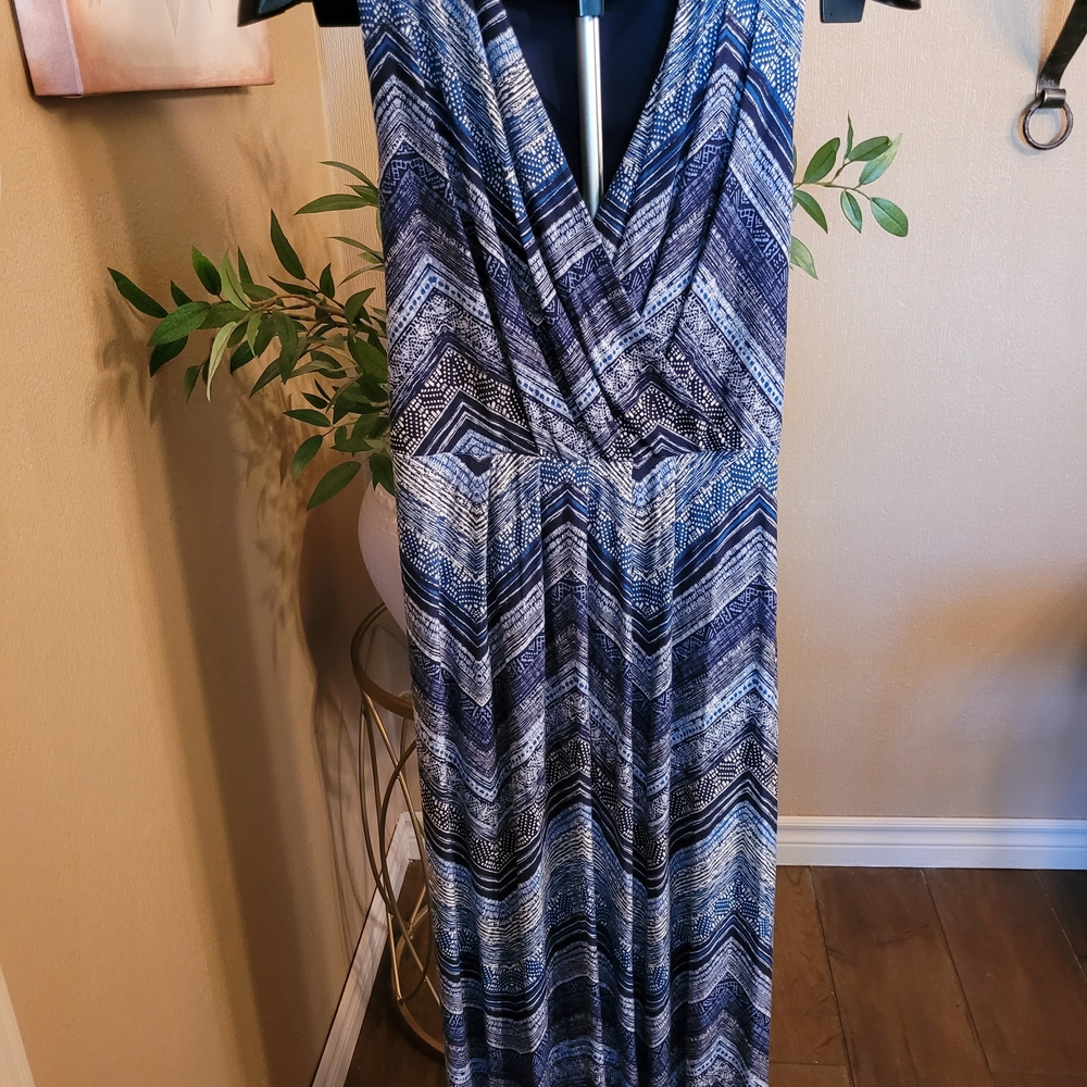 Mario Serrani Navy and White Patterned Maxi Dress